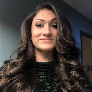 Meet your Posher, Riley